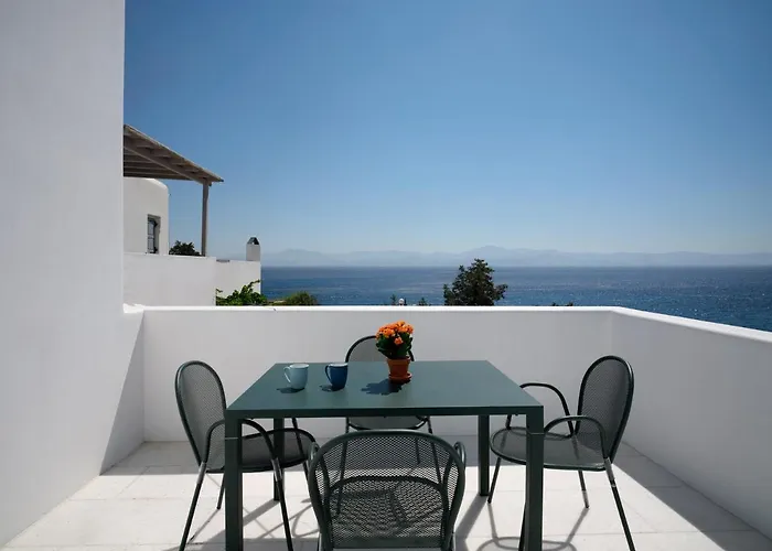 Etherio V * Πίσω Λιβάδι